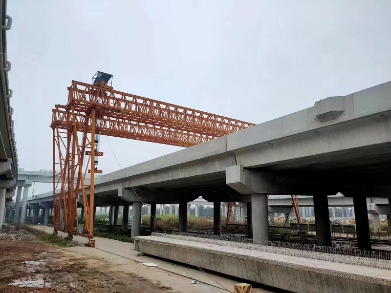 雙梁花架門式起重機(jī)